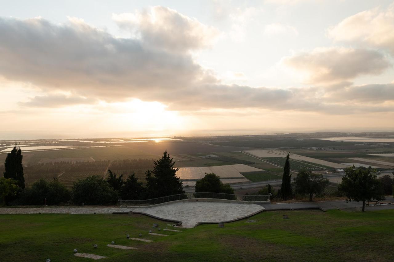Elma Hotel And Art Complex Zichron Ja’akow Kültér fotó